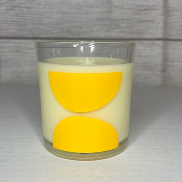 Grove Co Candle SOY Wax Blend Island Orchid New without box 5.5 oz - Picture 2 of 14
